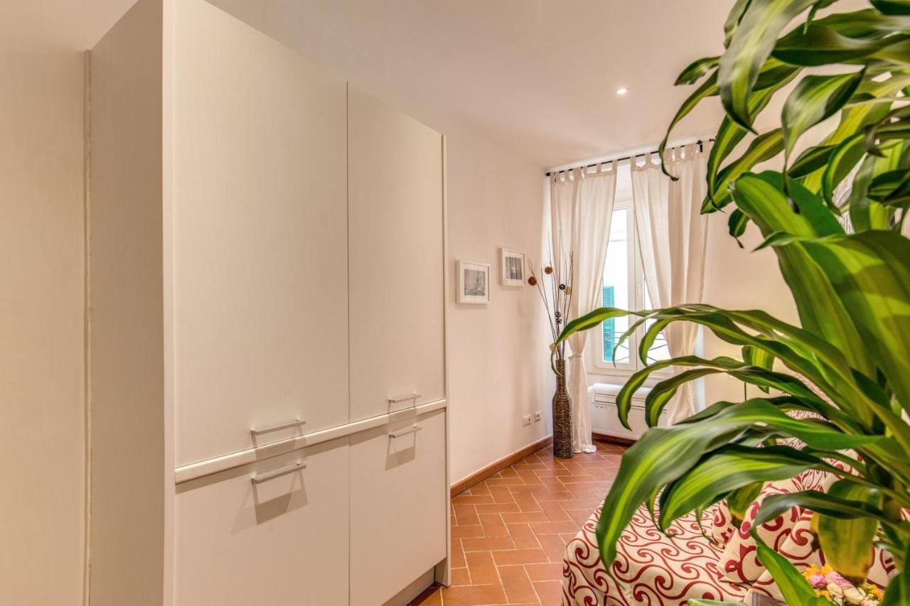 Piccolo Trevi Suites Roma Exterior foto