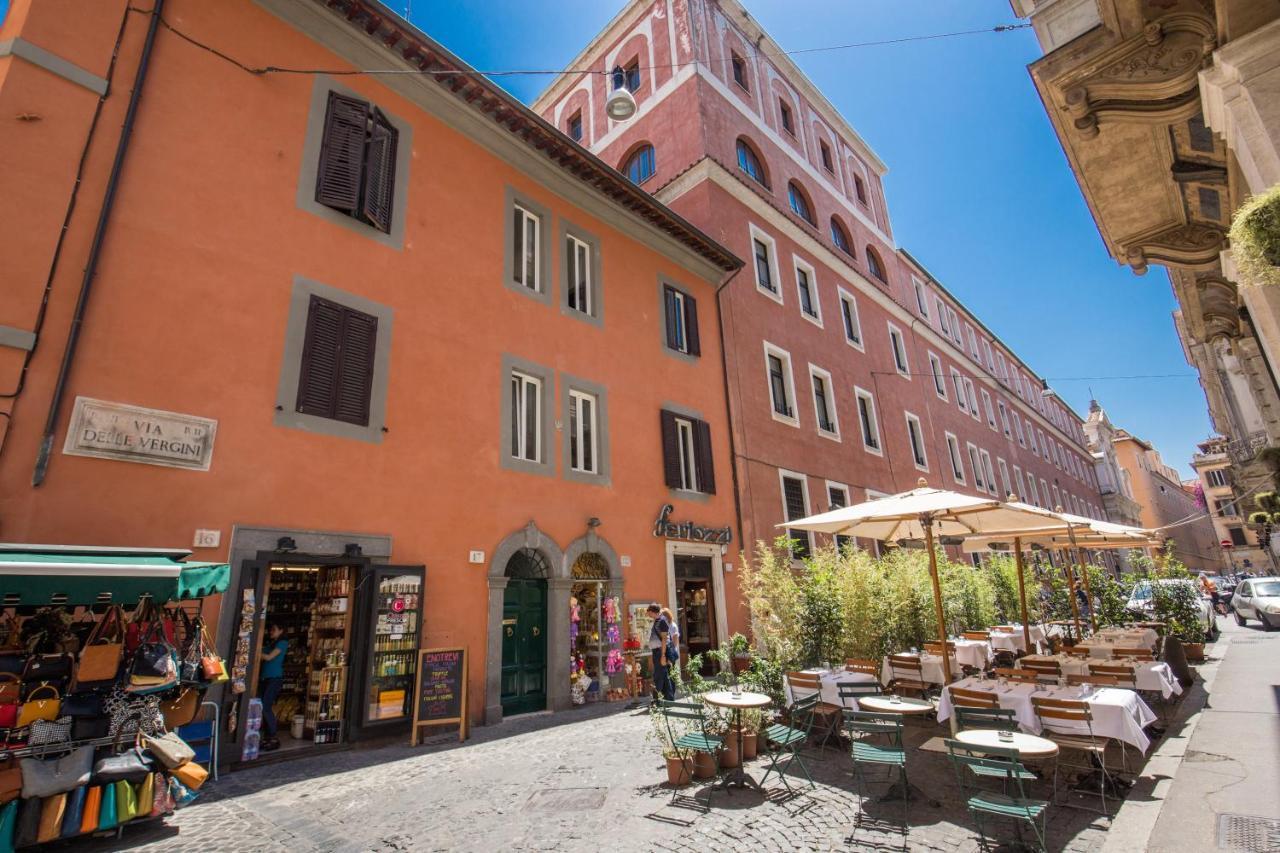 Piccolo Trevi Suites Roma Exterior foto